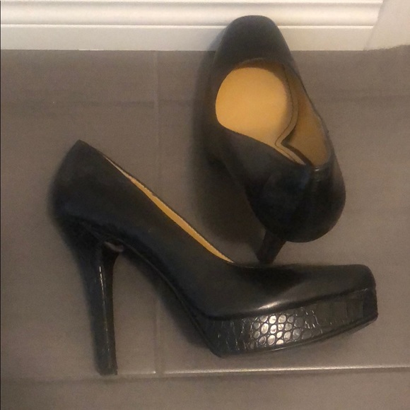 Used Nine West shoes - Picture 5 of 5